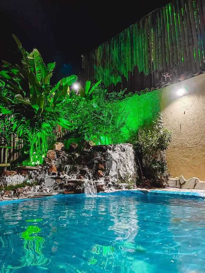 Pousada Casinha Velha Macacos  Exterior foto